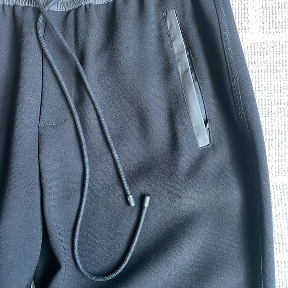 Vince Performance Jogger Pants, black, size S, excellent condition - Picture 3 of 7